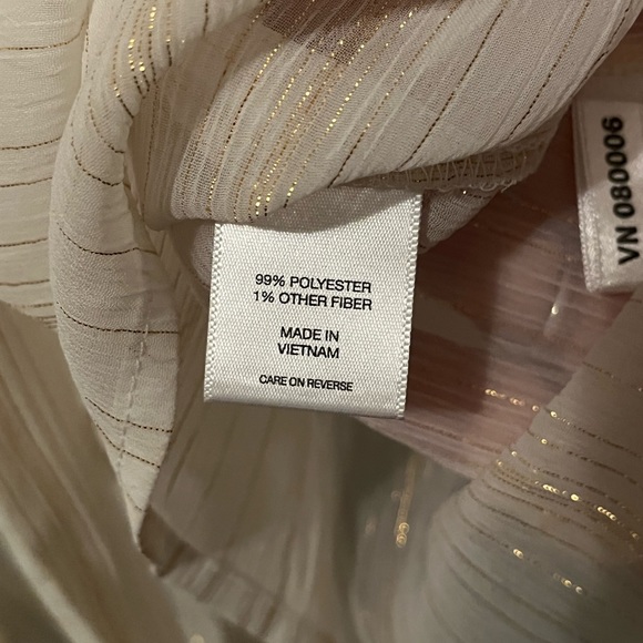 New York & Company white and gold sleeveless blouse M - Picture 9 of 9